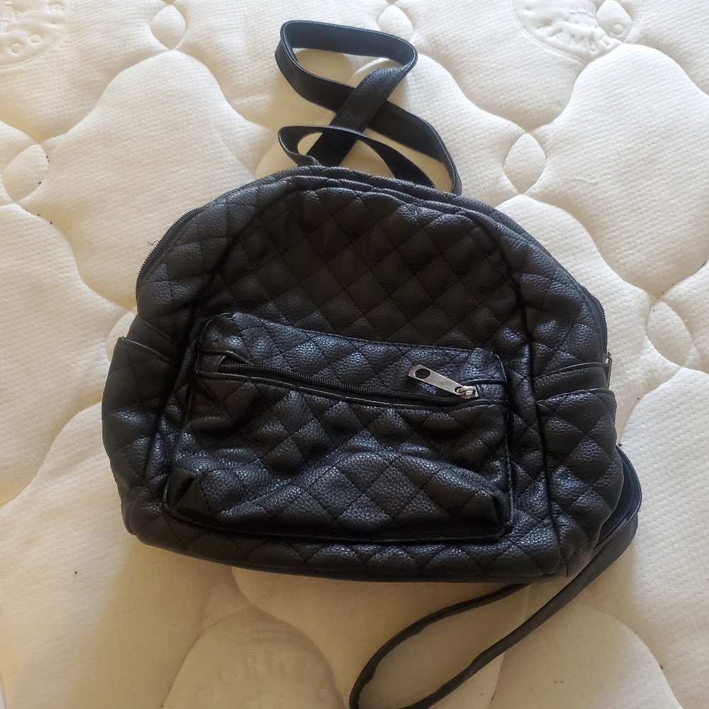 Backpack - Picture 2 of 2